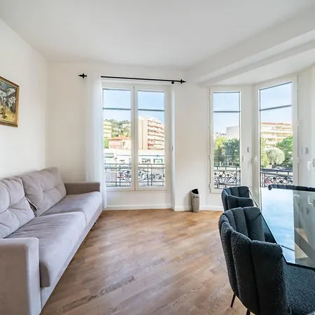 Wonderful 2 Bedroom Apartment *